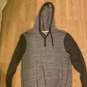 Express hooded long sleeve